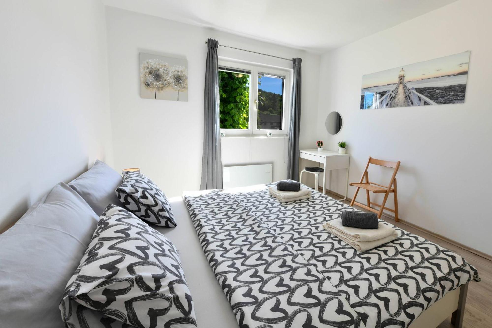 Apartman Tina Rakovica Exterior foto